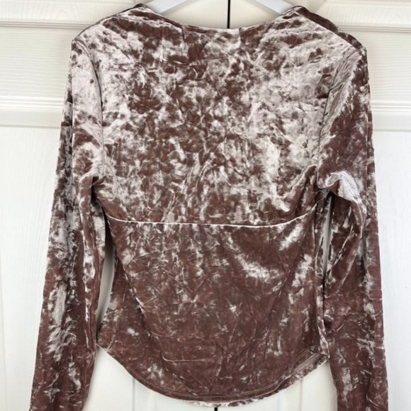 Free People Velvet Perfect Date Cowlneck Top Velvet NEW - Picture 6 of 7